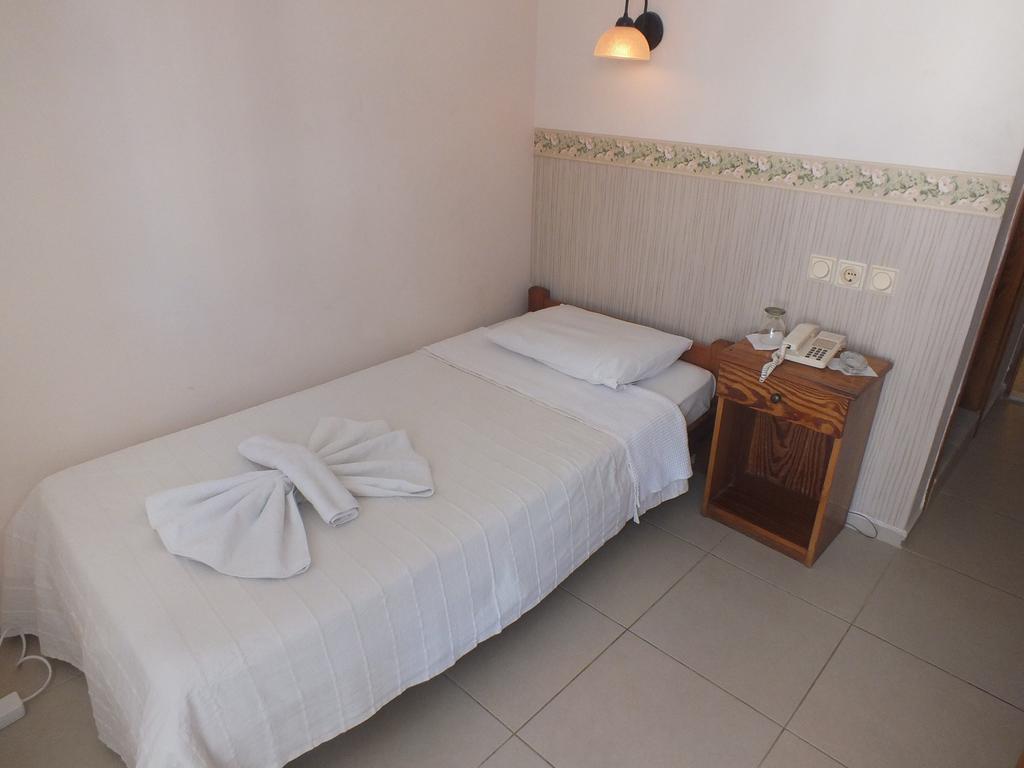 Hotel Dorukhan Kusadasi Room photo